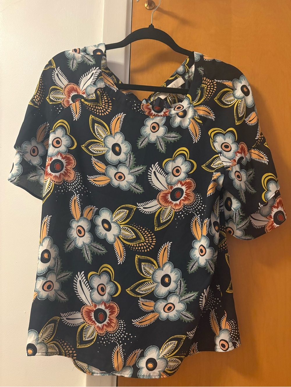 LOFT Blue Short-Sleeve Floral Blouse